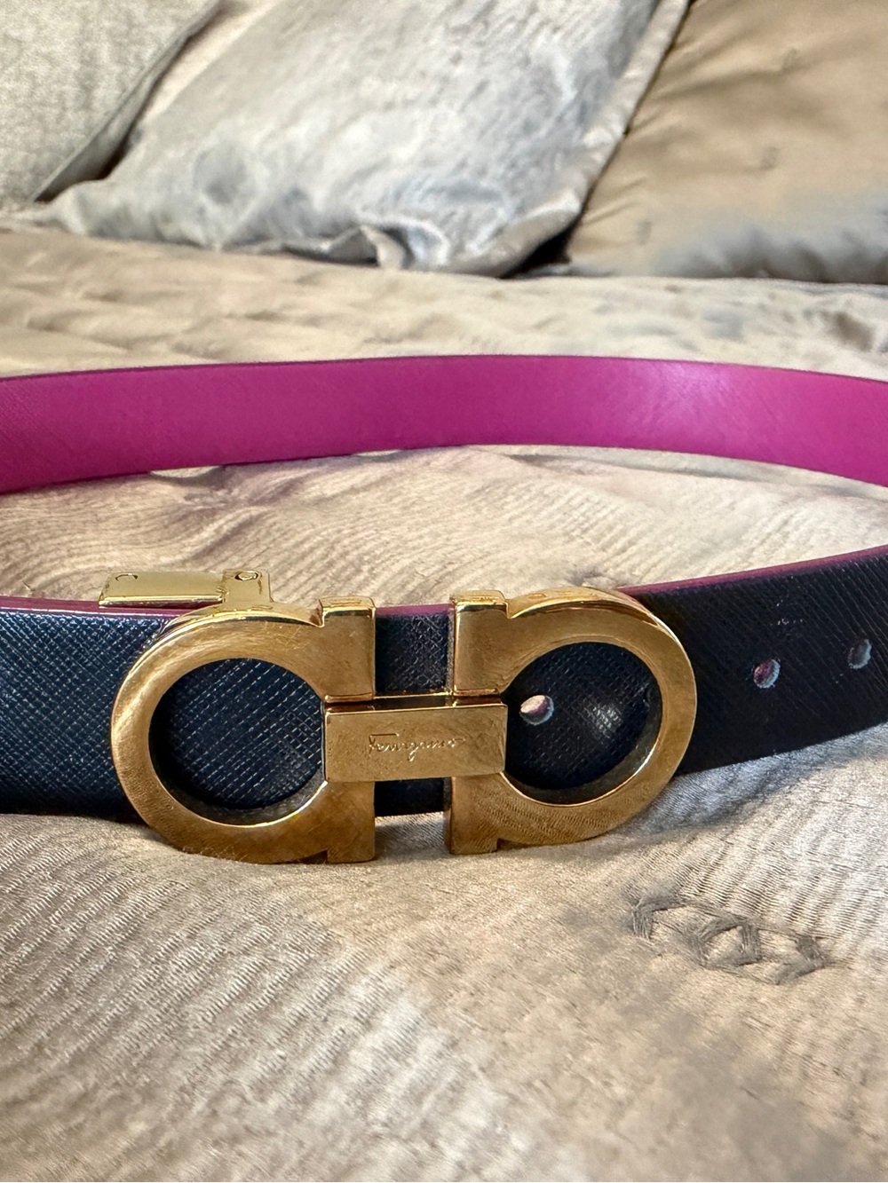 Salvatore Ferragamo Reversible Leather Belt size 28in/70cm